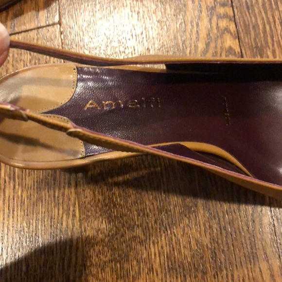 NWT Amalfi tan sling back 3” heel shoes Size 8 - Picture 2 of 7